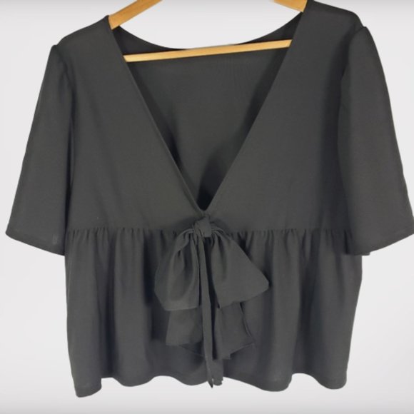 Kensie Tops - Kensie Black Bow Boxy Fit Crop Top NWT XL